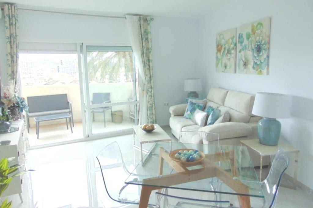 Lux. Frontbeach-Terrace. 5 Pools.Tv. 2 A.C.Netflix Benalmádena Eksteriør bilde