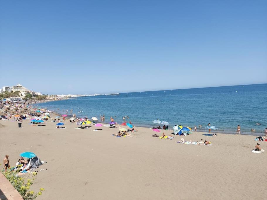 Lux. Frontbeach-Terrace. 5 Pools.Tv. 2 A.C.Netflix Benalmádena Eksteriør bilde