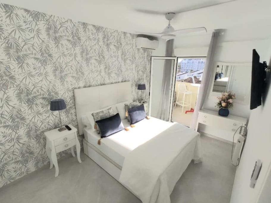 Lux. Frontbeach-Terrace. 5 Pools.Tv. 2 A.C.Netflix Benalmádena Eksteriør bilde