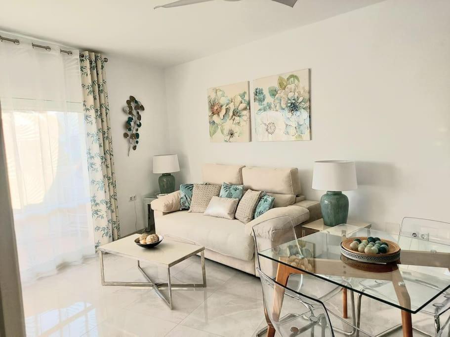 Lux. Frontbeach-Terrace. 5 Pools.Tv. 2 A.C.Netflix Benalmádena Eksteriør bilde