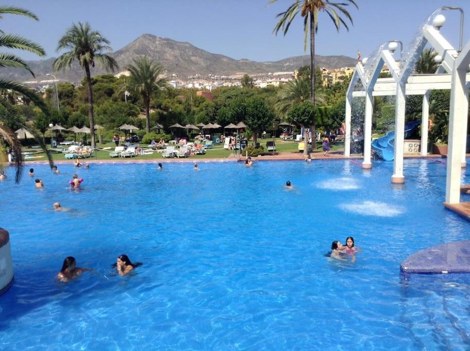 Lux. Frontbeach-Terrace. 5 Pools.Tv. 2 A.C.Netflix Benalmádena Eksteriør bilde
