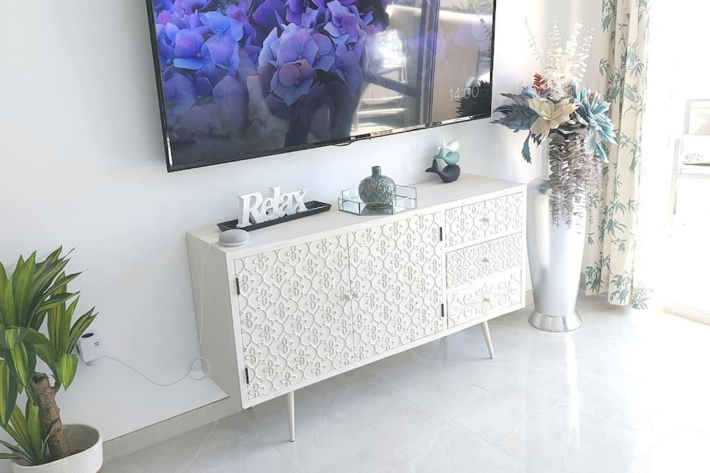 Lux. Frontbeach-Terrace. 5 Pools.Tv. 2 A.C.Netflix Benalmádena Eksteriør bilde